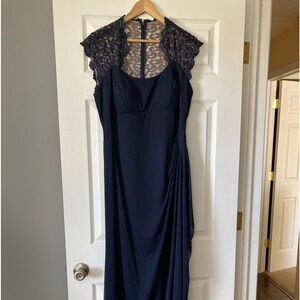 Navy Blue Lace Sweetheart Gown